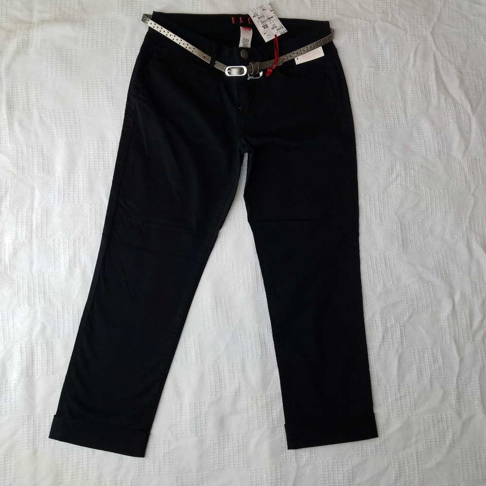 NWT Elle Cuffed Black My Favorite Capris